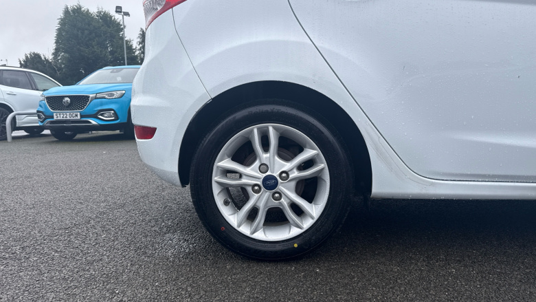 Ford Fiesta 1.25 82 Zetec 5dr Petrol Hatchback